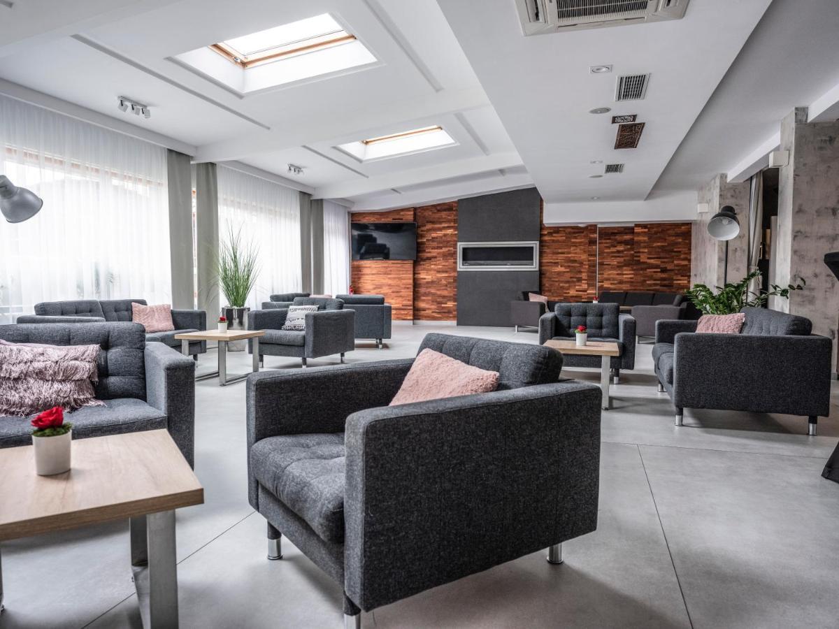 Hotel Europa Starachowice Exterior foto